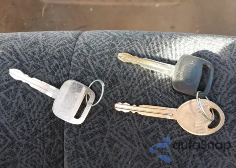 2000 Toyota Camry Solara Se из США, поврежденный, VIN 2T1CG22P4YC327761